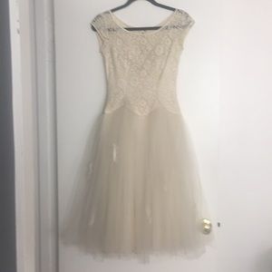 Vintage wedding dress